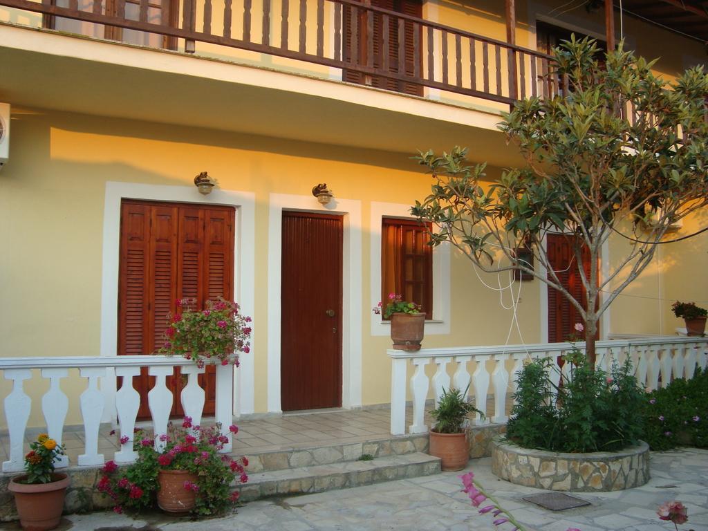 Apartment Victoria Agios Georgios  Kamer foto