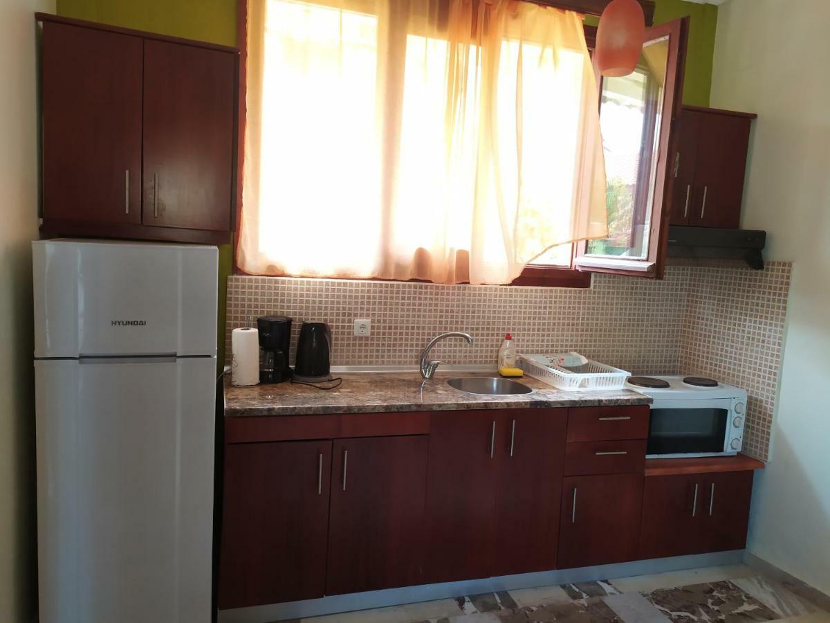 Apartment Victoria Agios Georgios  Buitenkant foto